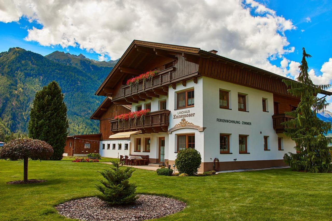 Landhaus Ennemoser Längenfeld Exterior foto